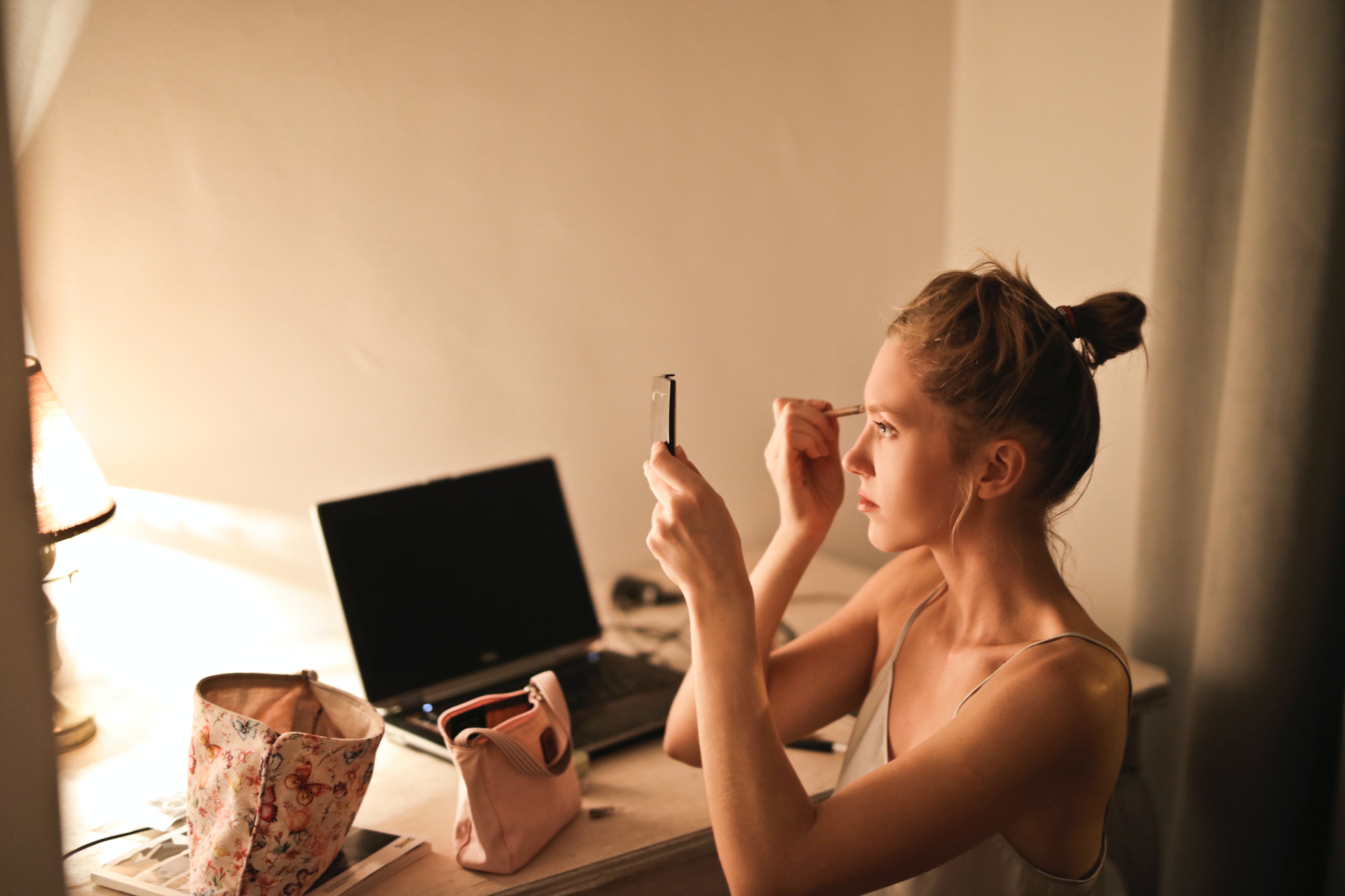 Blog Wereld no make-up dag: Waarom dragen mensen make-up?