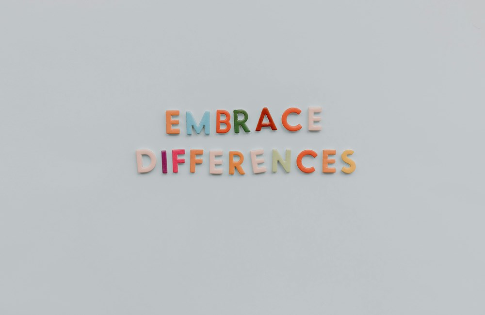 Samen sterk: het belang van acceptatie en inclusie voor autisme in onze maatschappij